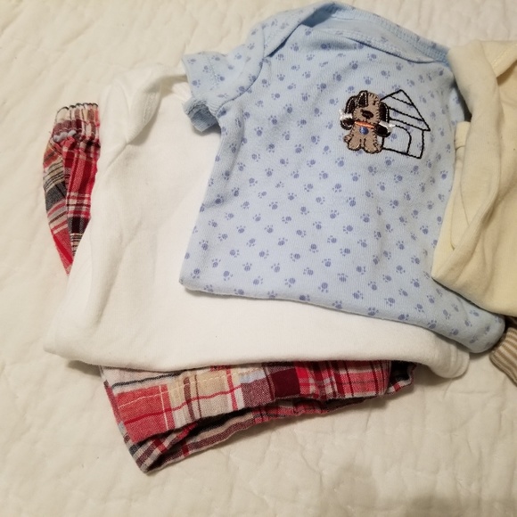Infant boys bundle. 4 pieces - Picture 2 of 6